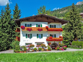 Garni Bondi Selva Di Val Gardena